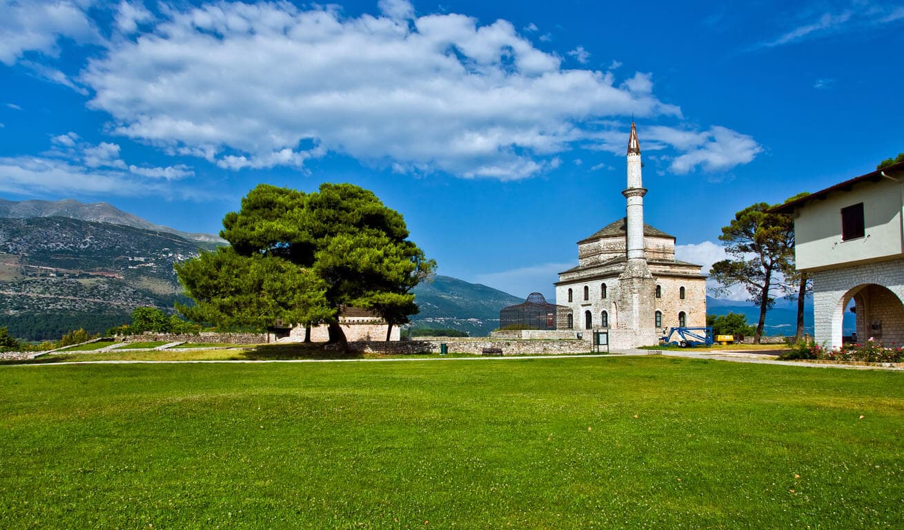 s_98382977_ioannina_1310x769.jpg
