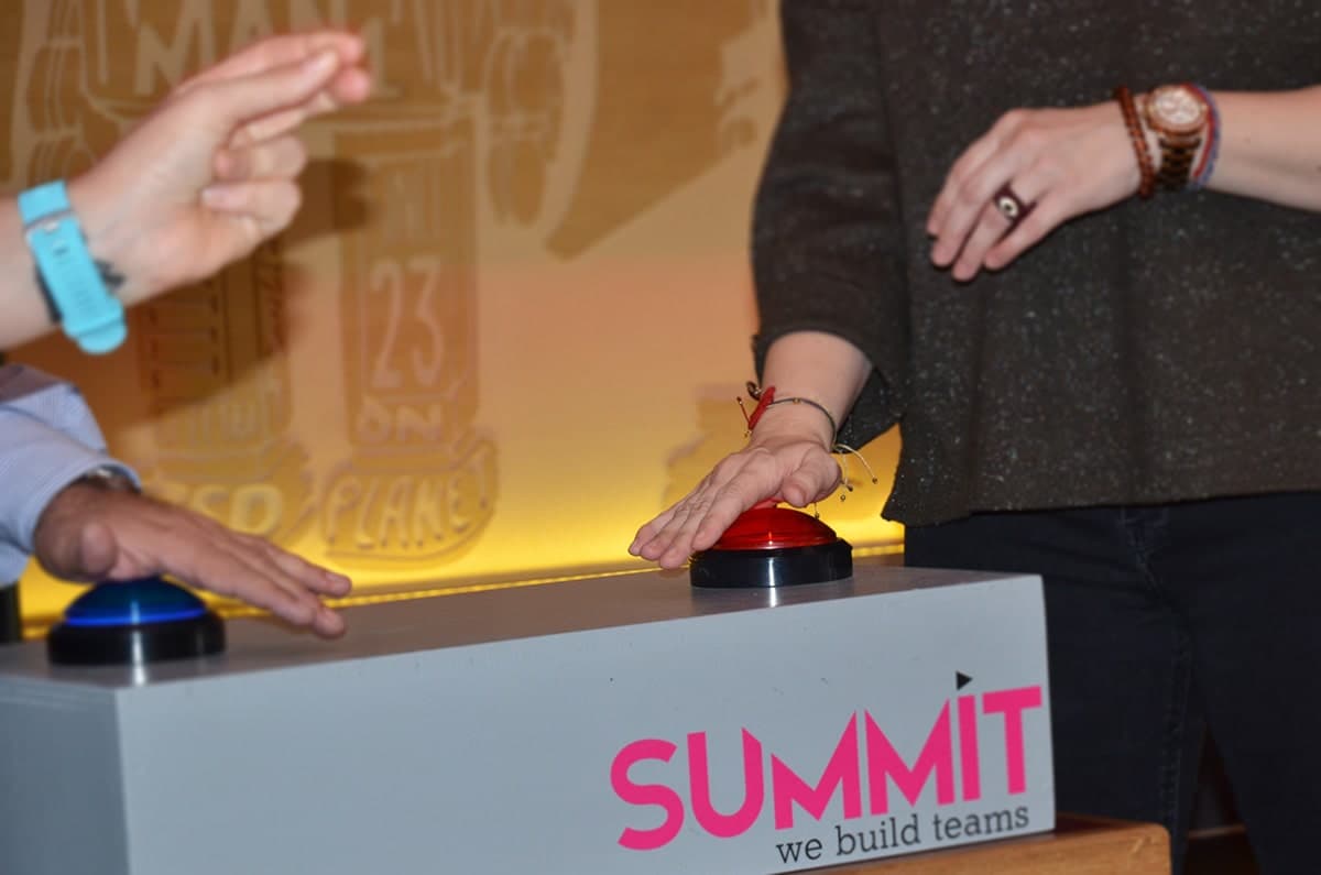 CELEBRITY GAME NIGHT_05_1200px-min.jpg