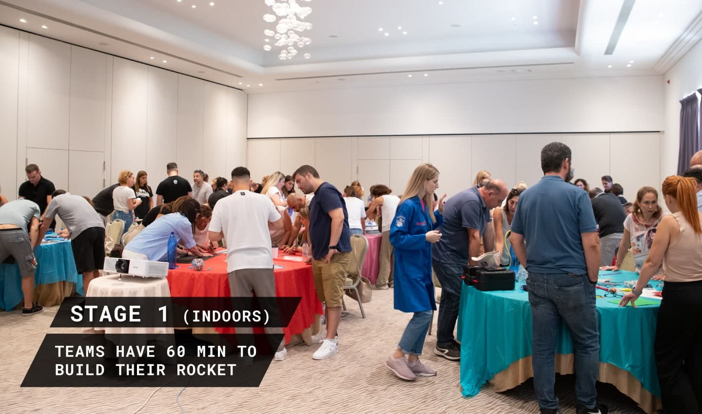 MOON & BACK-06-min.jpg