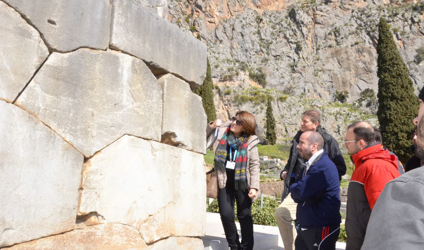 DELPHI_PYTHIAS ORACLE-07.jpg