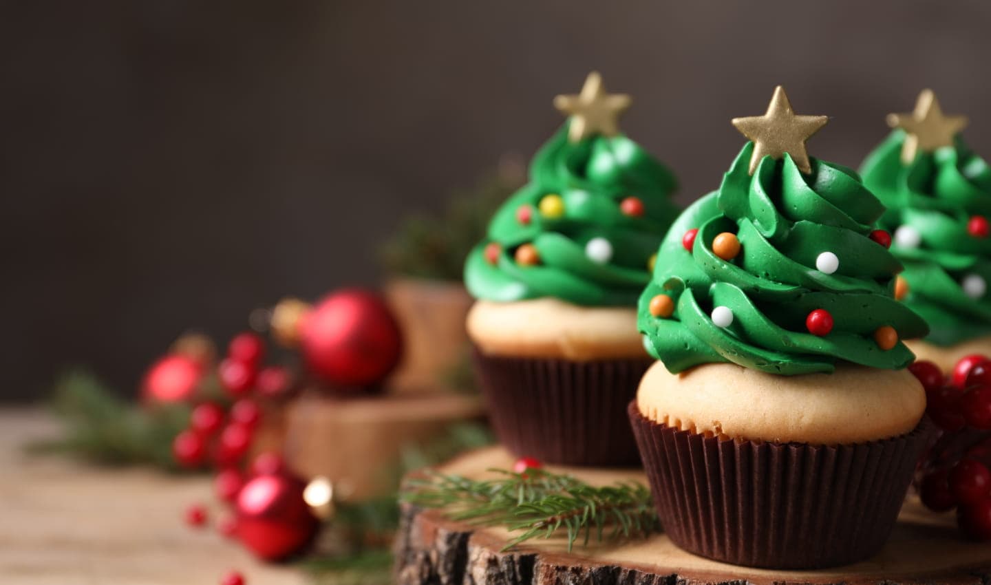 PIECE OF CHRISTMAS CAKE-01.jpg